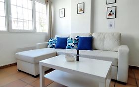 Apartamentos Arttyco Con Parking Y Wifi By Surynieve